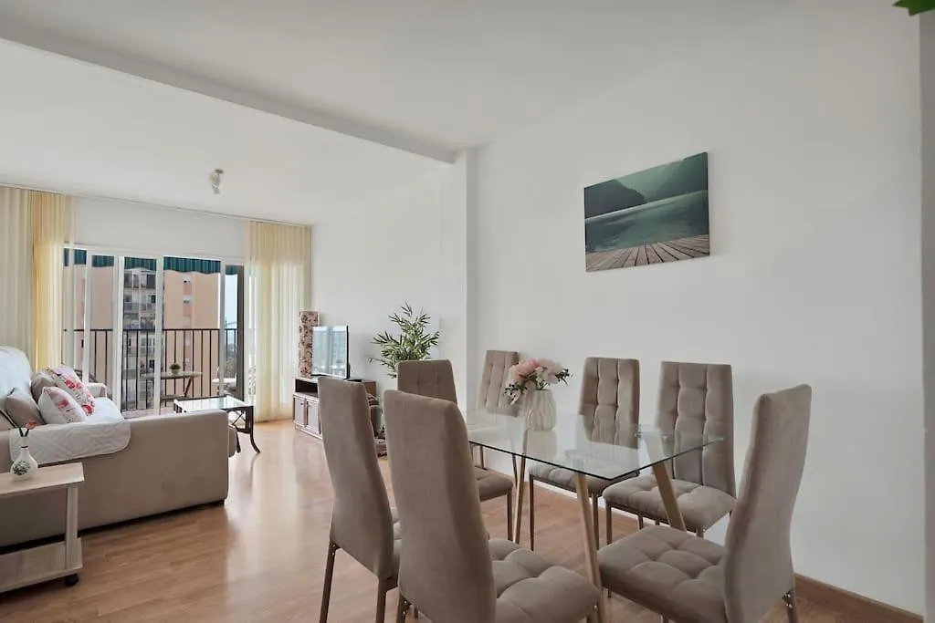 Apartamento En El Centro De San Pedro Alcantara - La Libertad 3 5 4 Marbella